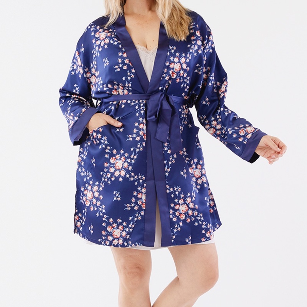 🌸MORGAN LANE Allie Robe In Navy Floral - Various Sizes🌸